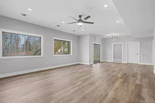 93 York Road S, Bloomingburg, NY 12721 - Photo 32