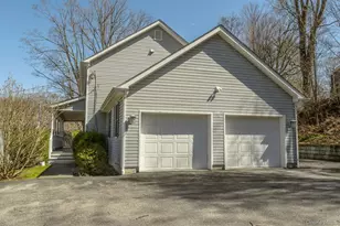 25 Anderson St, Beacon, NY 12508 - Photo 2