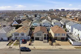 160-14 83rd St, Howard Beach, NY 11414 - Photo 44