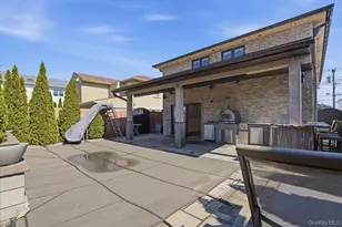 160-14 83rd St, Howard Beach, NY 11414 - Photo 34