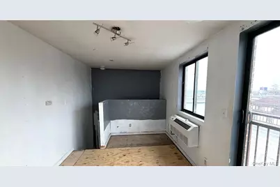 175-28 89th Avenue #C, Jamaica, NY 11432 - Photo 8