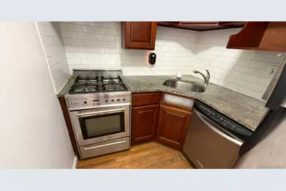 175-28 89th Avenue #C, Jamaica, NY 11432 - Photo 4