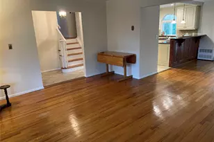 30 Tremont St, Garden City, NY 11530 - Photo 8