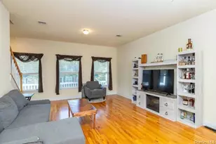 31 Barley Ln, Patchogue, NY 11772 - Photo 8