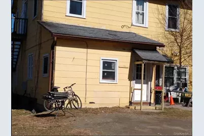 200 Manchester Road #Apt 3, Poughkeepsie, NY 12603 - Photo 6