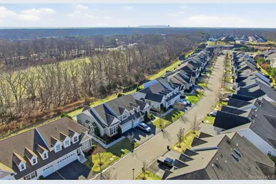 83 Pacific Dunes Court #83, Medford, NY 11763 - Photo 28