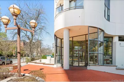 10 Cottage Place #12F, White Plains, NY 10601 - Photo 2