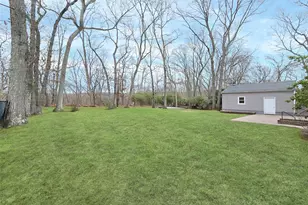 21 Possum Ln, East Setauket, NY 11733 - Photo 24