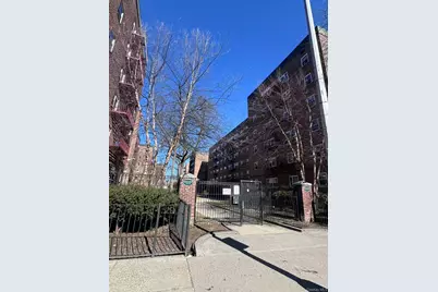 4459 Kissena Boulevard #2J, Flushing, NY 11355 - Photo 2