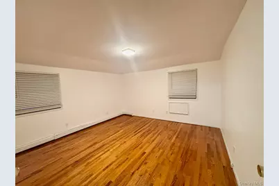 139-10 254th Street #2nd Floor, Rosedale, NY 11422 - Photo 10