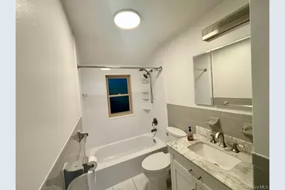 139-10 254th Street #2nd Floor, Rosedale, NY 11422 - Photo 6