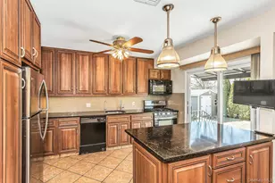 71 Lea Ann Terrace, Wantagh, NY 11793 - Photo 4