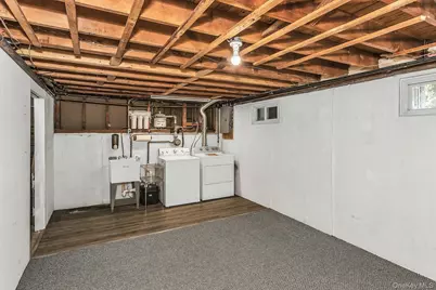 71 Lea Ann Terrace, Wantagh, NY 11793 - Photo 20