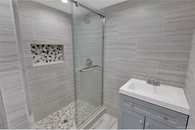 26 Hilbert Street, Hempstead, NY 11550 - Photo 22