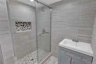 26 Hilbert St, Hempstead, NY 11550 - Photo 22