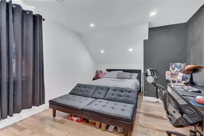 26 Hilbert Street, Hempstead, NY 11550 - Photo 16