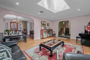 82-04 141st St, Briarwood, NY 11435 - Photo 4