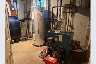 6 Thorney Avenue, Huntington Station, NY 11746 - Photo 34