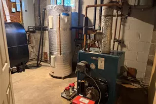 6 Thorney Ave, Huntington Station, NY 11746 - Photo 34