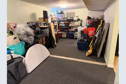 6 Thorney Avenue, Huntington Station, NY 11746 - Photo 30