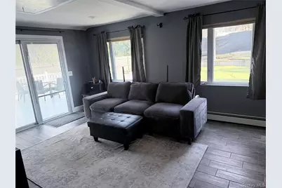 6 Thorney Avenue, Huntington Station, NY 11746 - Photo 16