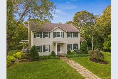 51 Davis Drive, Montauk, NY 11954 - Photo 2