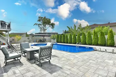 62 S Bay Avenue, Massapequa, NY 11758 - Photo 20