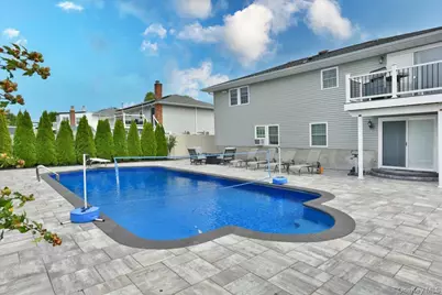 62 S Bay Avenue, Massapequa, NY 11758 - Photo 24