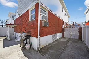 164-43 96th St, Howard Beach, NY 11414 - Photo 50