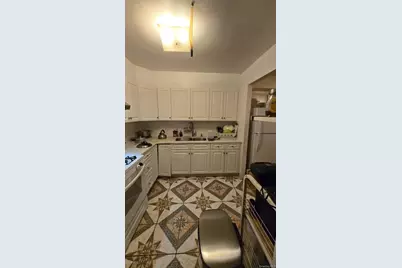 9440 121st Street, Richmond Hill, NY 11419 - Photo 12