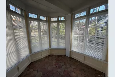 15 Maple Grove Street, Great Neck, NY 11023 - Photo 8