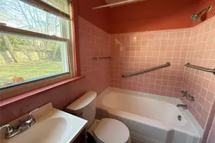 15 Maple Grove St, Great Neck, NY 11023 - Photo 14