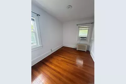 15 Maple Grove Street, Great Neck, NY 11023 - Photo 12
