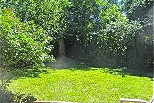 15 Maple Grove St, Great Neck, NY 11023 - Photo 20