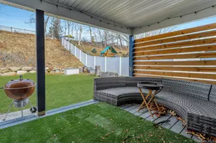 111 Logan's Way, Maybrook, NY 12543 - Photo 4