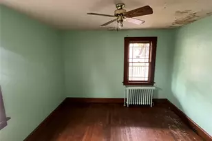 272 Van Ness St, Newburgh, NY 12550 - Photo 8