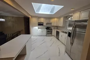 29 Carriage Hill Ln, Poughkeepsie, NY 12603 - Photo 16