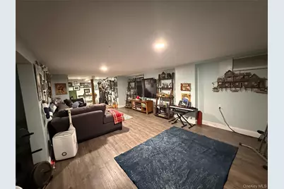 17 Grove Street, Sayville, NY 11782 - Photo 14