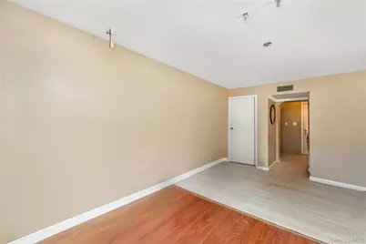 8 Alexander Avenue, Farmingdale, NY 11735 - Photo 26