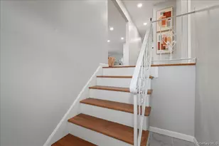 557 Southside Ave, Freeport, NY 11520 - Photo 4