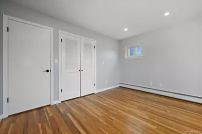 557 Southside Avenue, Freeport, NY 11520 - Photo 20