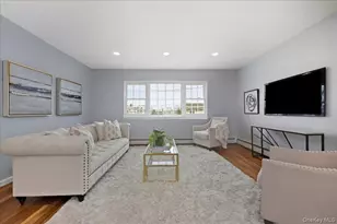 557 Southside Ave, Freeport, NY 11520 - Photo 8