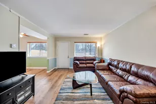 199 Storm Dr, Holtsville, NY 11742 - Photo 6