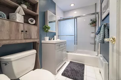 518 Beach 139th Street #B6, Rockaway Park, NY 11694 - Photo 8