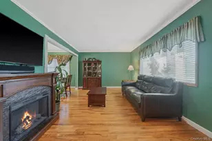 425 Jackson St, Oceanside, NY 11572 - Photo 6