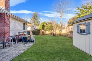 425 Jackson St, Oceanside, NY 11572 - Photo 16