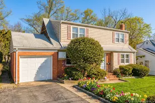 11 Delaware Ave, Port Washington, NY 11050 - Photo 2