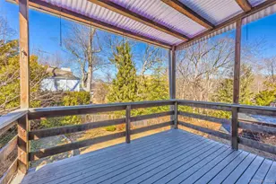 11 Delaware Ave, Port Washington, NY 11050 - Photo 26