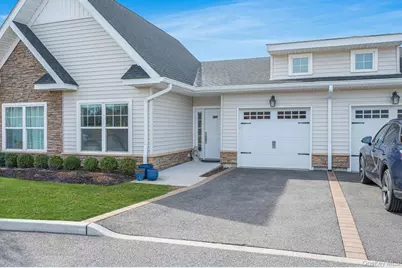 3104 Fox Hill Drive, Calverton, NY 11933 - Photo 4