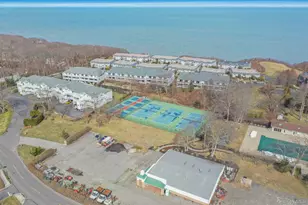 3104 Fox Hill Dr, Calverton, NY 11933 - Photo 32